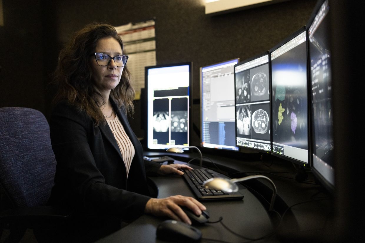 Your AI radiologist will not be with you soon