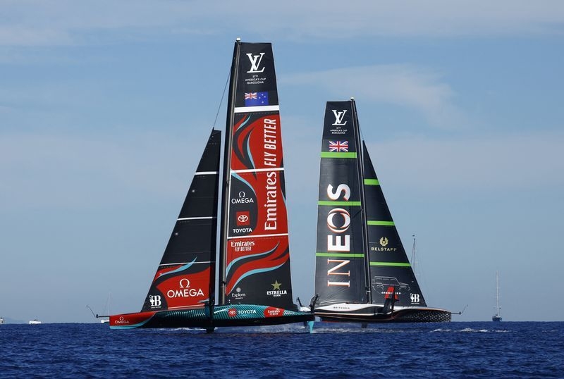 Sailing-Italy to host 2027 America's Cup in Naples, PM says