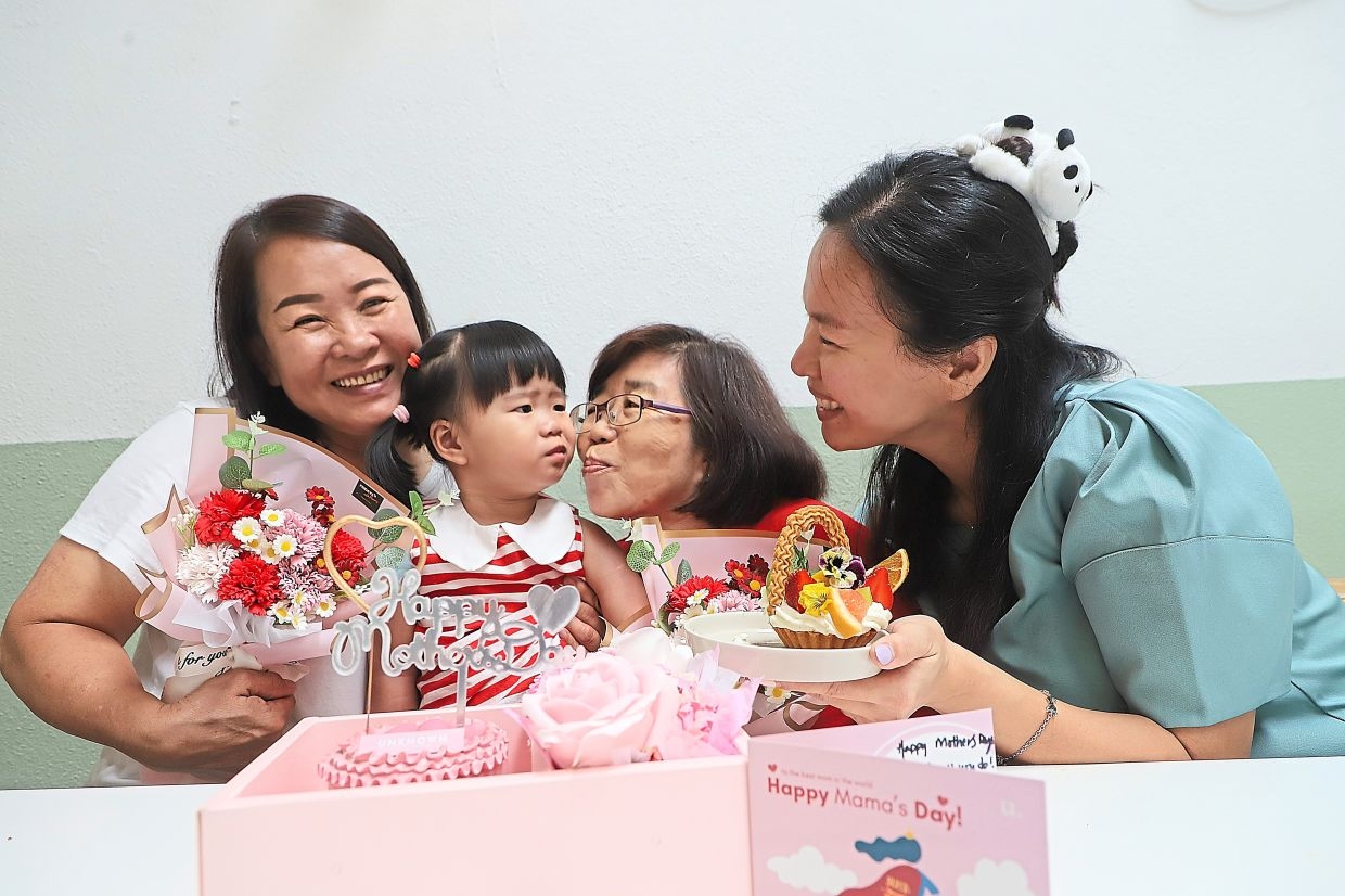 Doc honours supportive mother and in-law with dose of gratitude