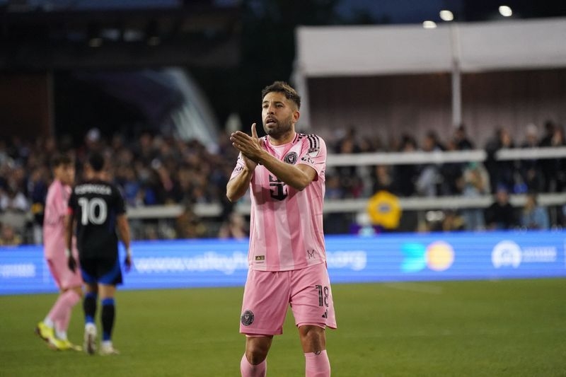 Inter Miami extend D Jordi Alba through 2027