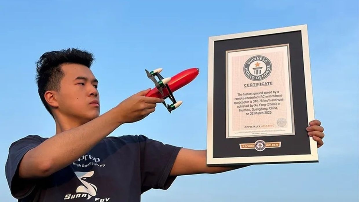 Chinese student Xu Yang breaks ‘impossible' microdrone world speed record