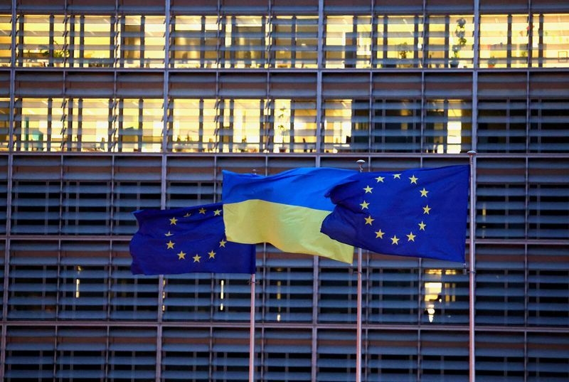 Ukraine may lose 3.5 billion euros a year if EU trade privileges end, lawmaker says