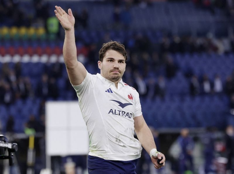 Rugby-France captain Dupont joins RFCLA ownership in boost for U.S. game