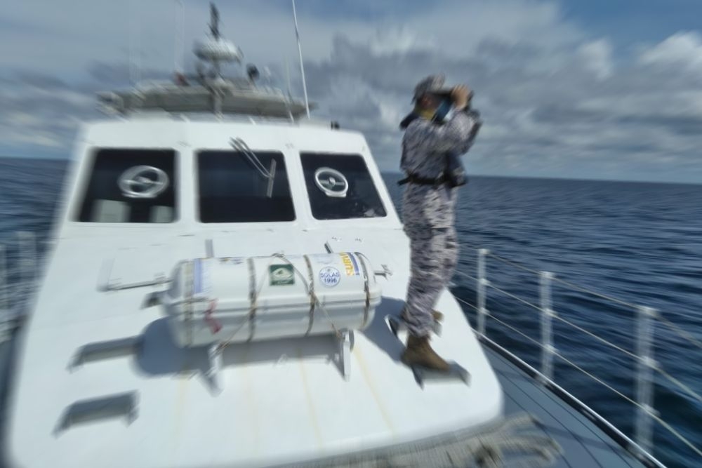 Attempt to smuggle subsidised cooking oil off Sandakan coast foiled
