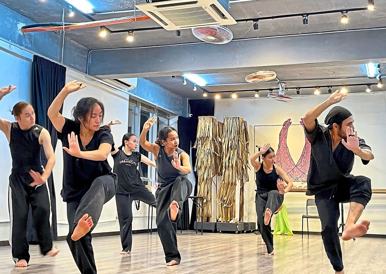 'Setanggi Tari Melayu' dance show pays tribute to legendary Malay heroines