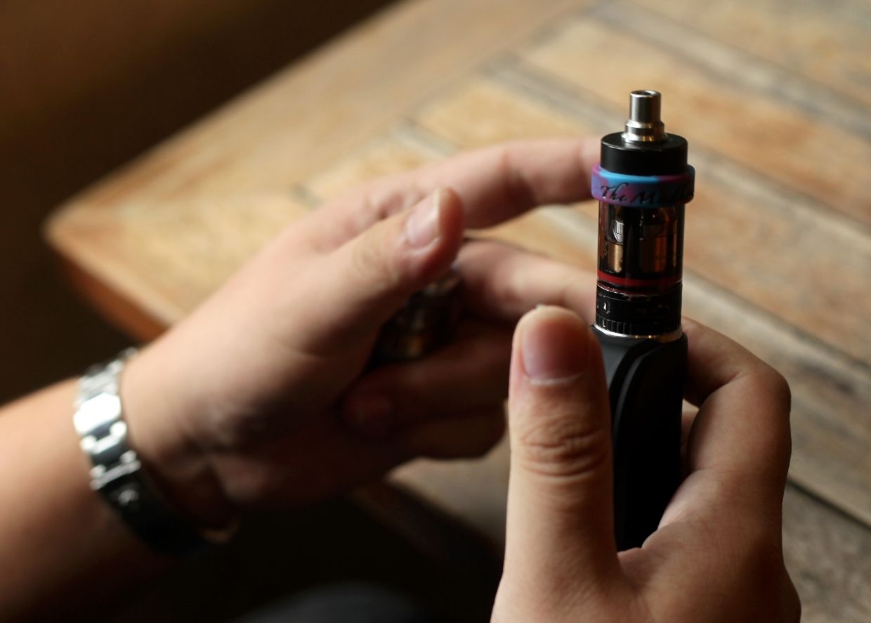 Unregulated e-cigarettes pose severe health risks