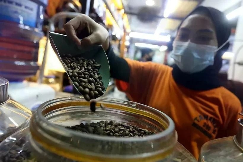 Indonesia eyes to become world's second biggest coffee producer