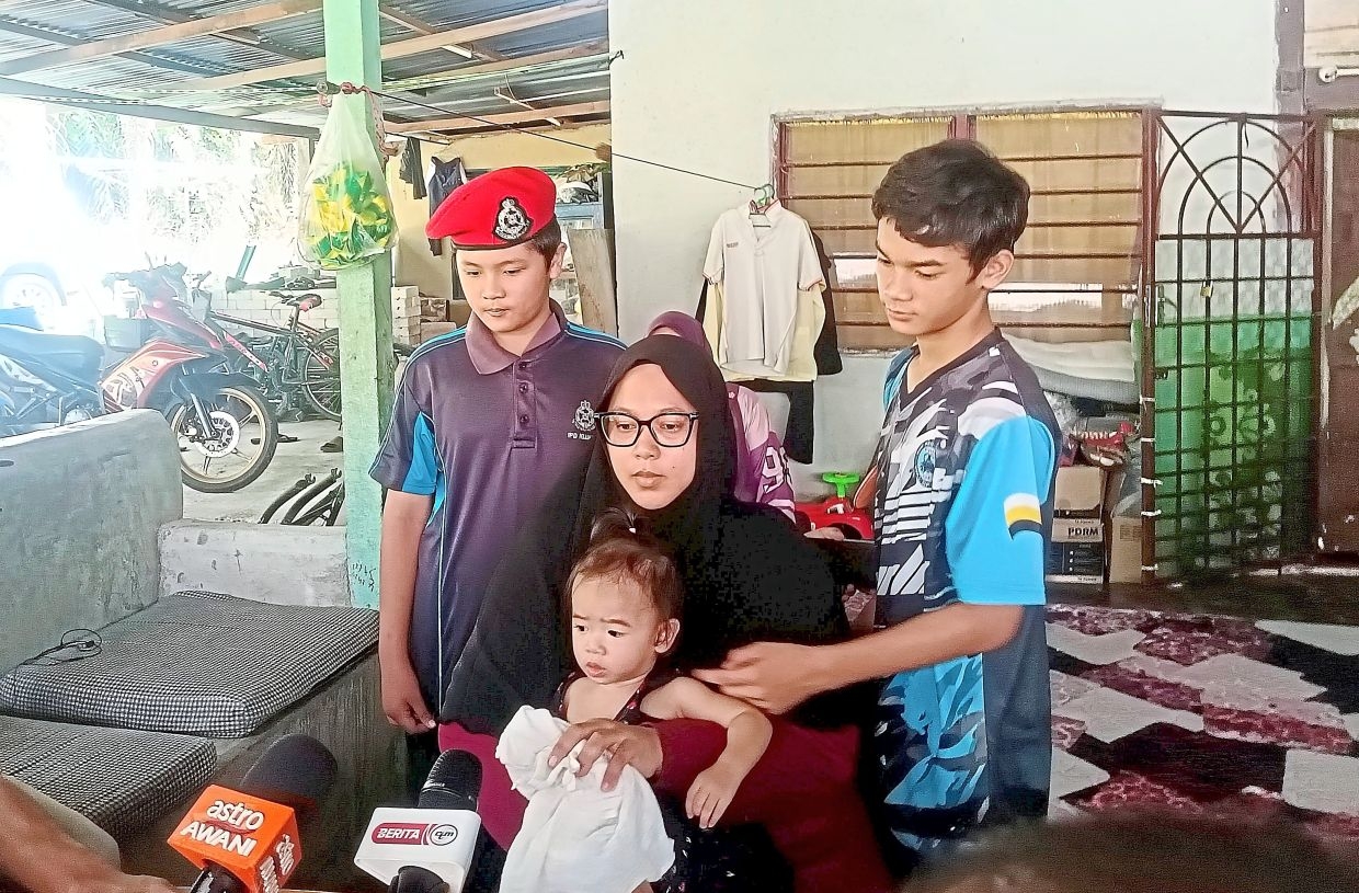 Baby girl yearns for father killed in FRU crash