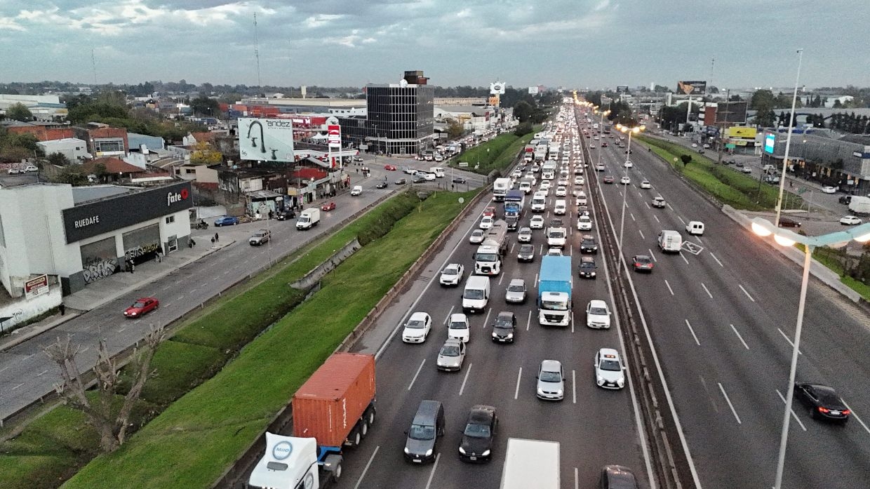 AI helps tackle traffic carbon emissions in Buenos Aires