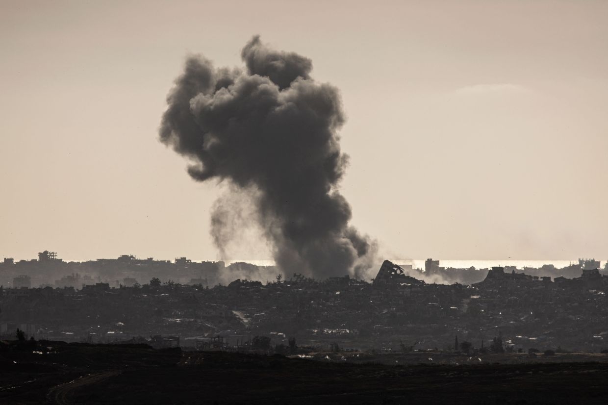 Yemen's Houthis announce 'maritime blockade' on Israel's Haifa port
