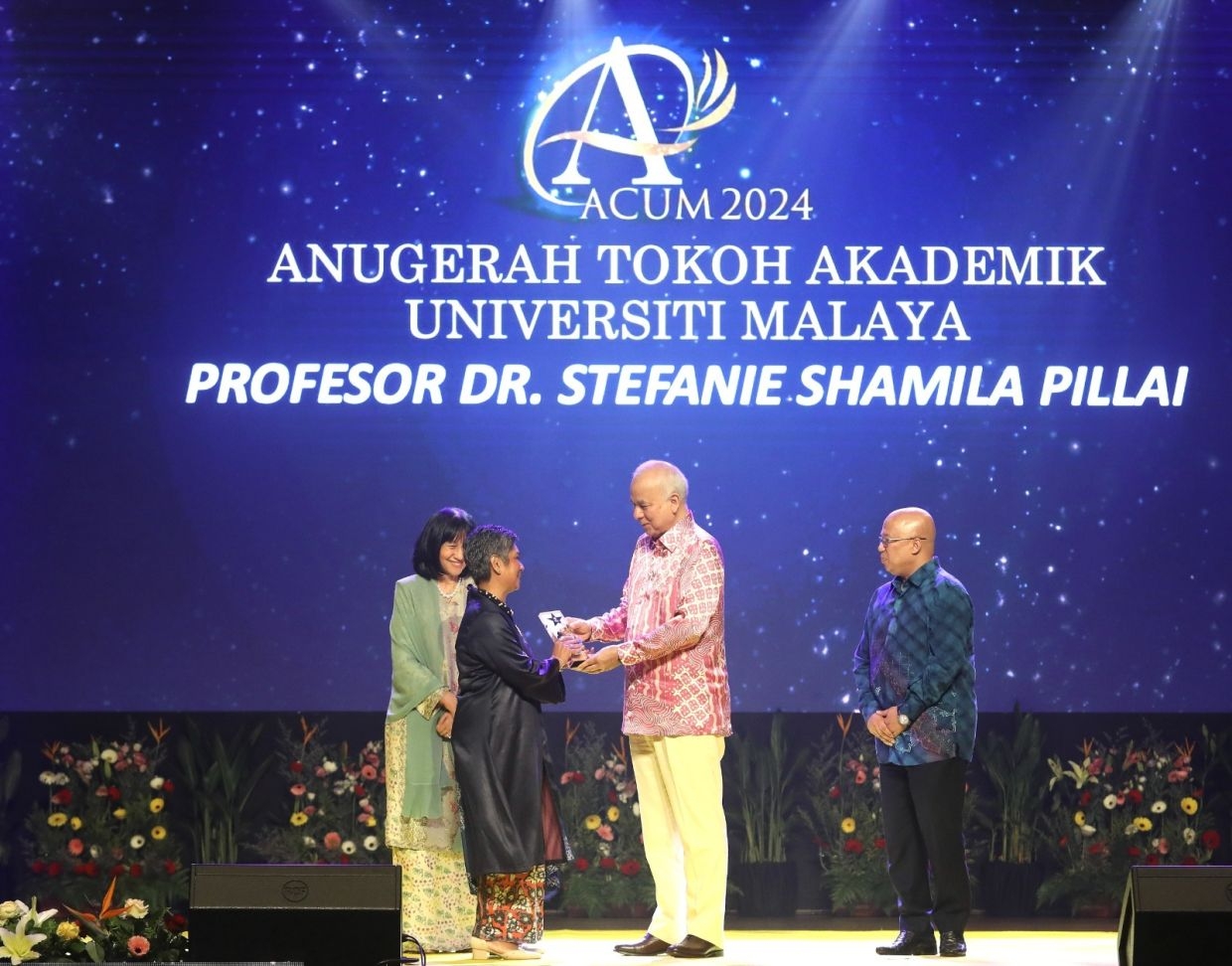 UM honours endangered language expert with top academic award