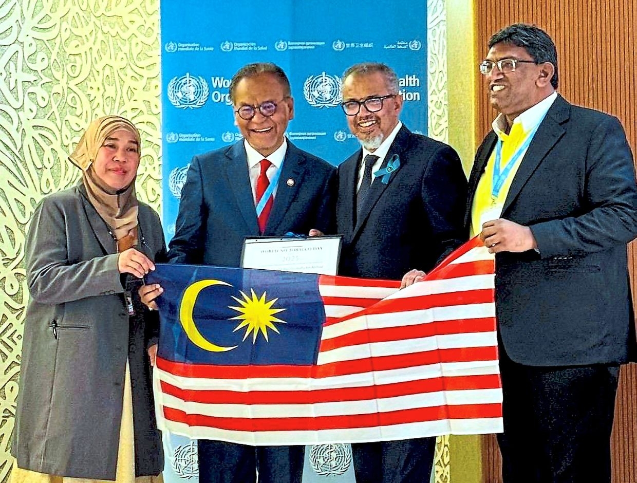 Three receive WHO award