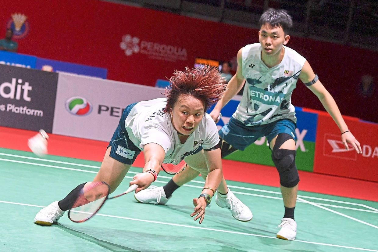 Home setback as Pang Ron- Su Yin, Roy King-Valeree pull out due to injuries