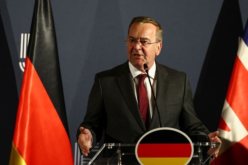 Trump misjudged influence on Putin, German defence minister says