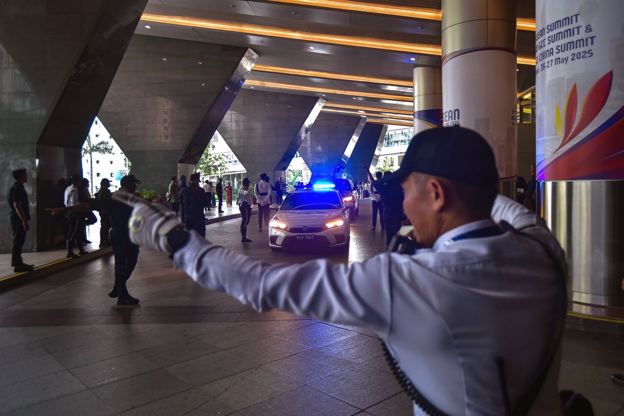 Police run security simulation as 46th Asean Summit begins May 23
