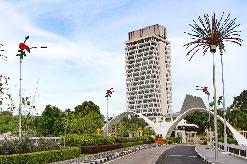 Parliament meeting scheduled for June postponed one month, say sources