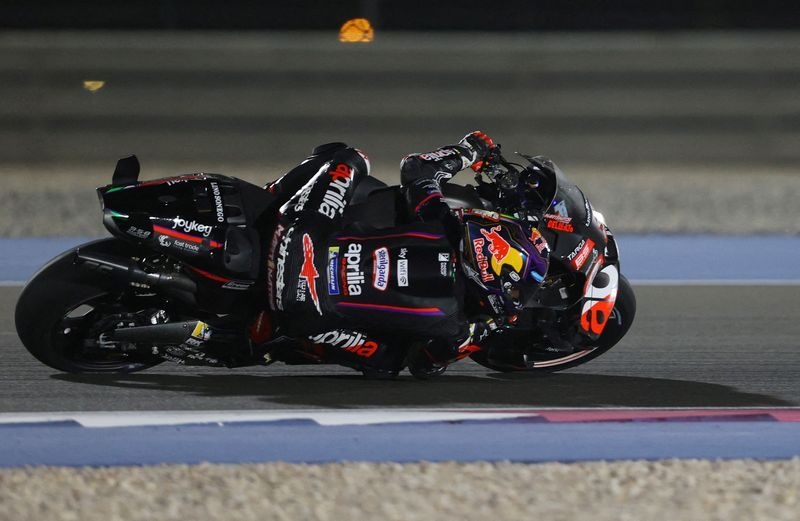 Motorcycling-Aprilia expect Martin to honour contract, warn rivals to back off
