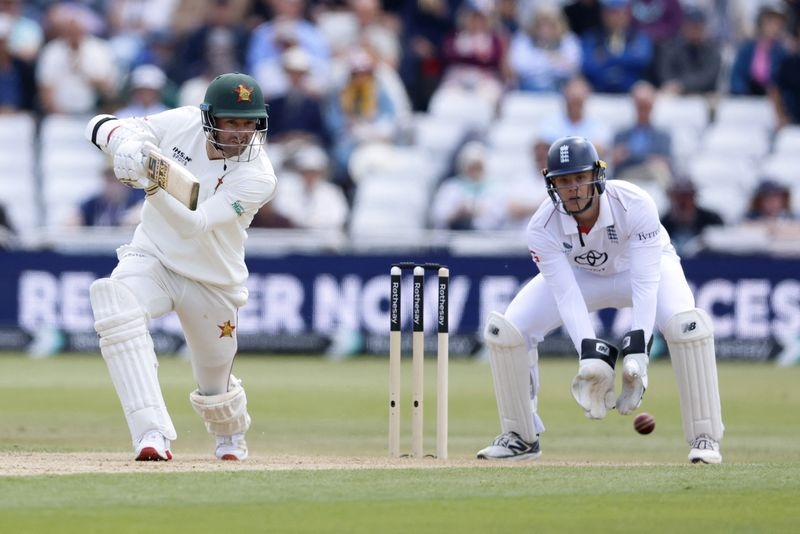 Cricket-Zimbabwe reach 73-1 at lunch after England declare first innings on 565-6