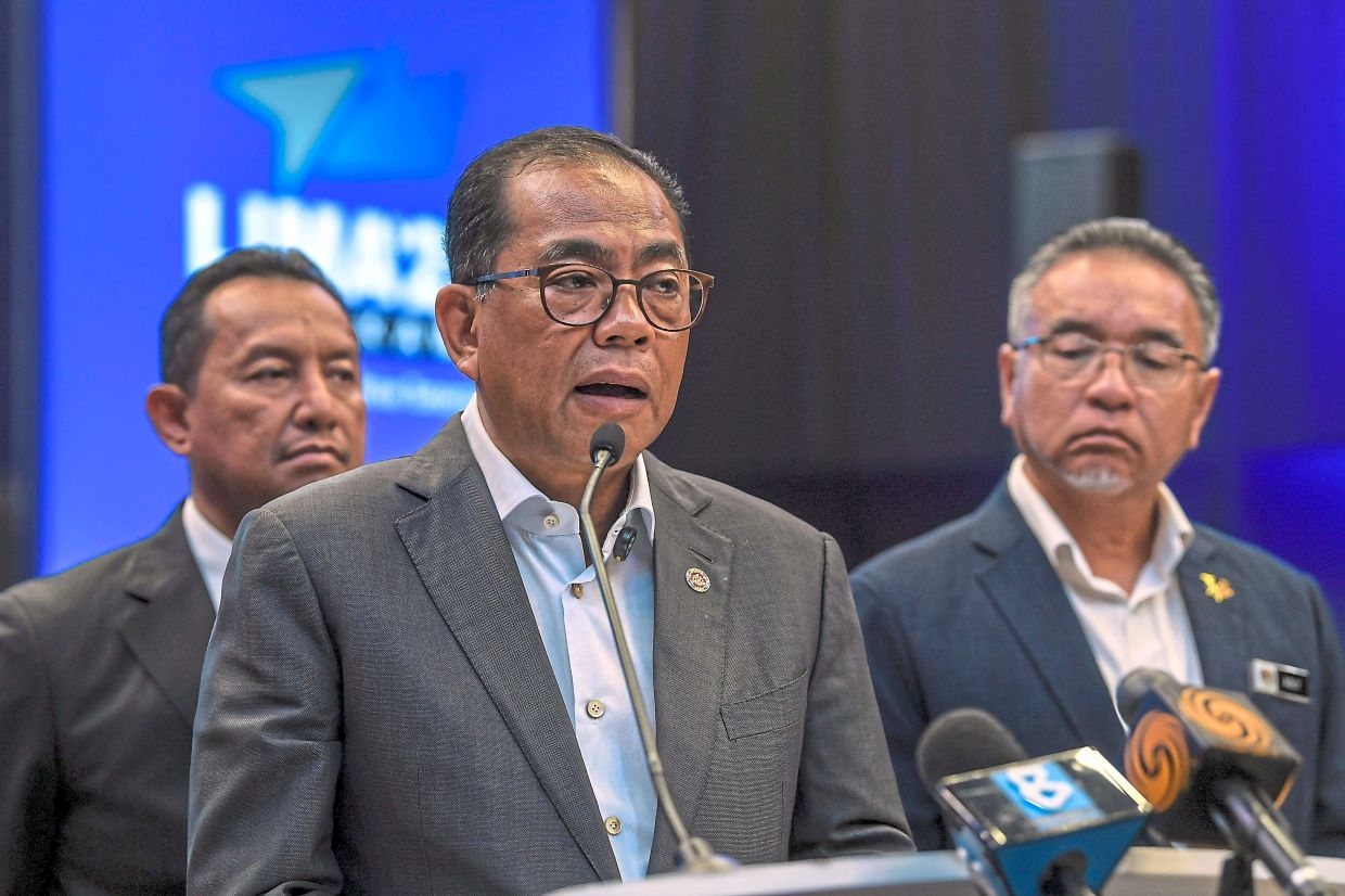 Pact inked for long-range air defence radar system