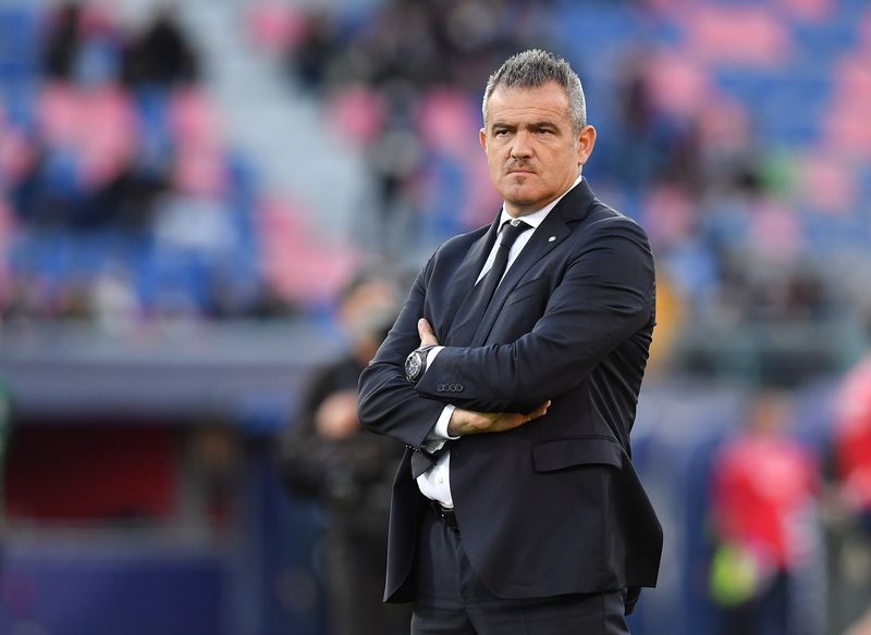 Soccer-Inter must focus on European dream after Serie A blow, says assistant coach