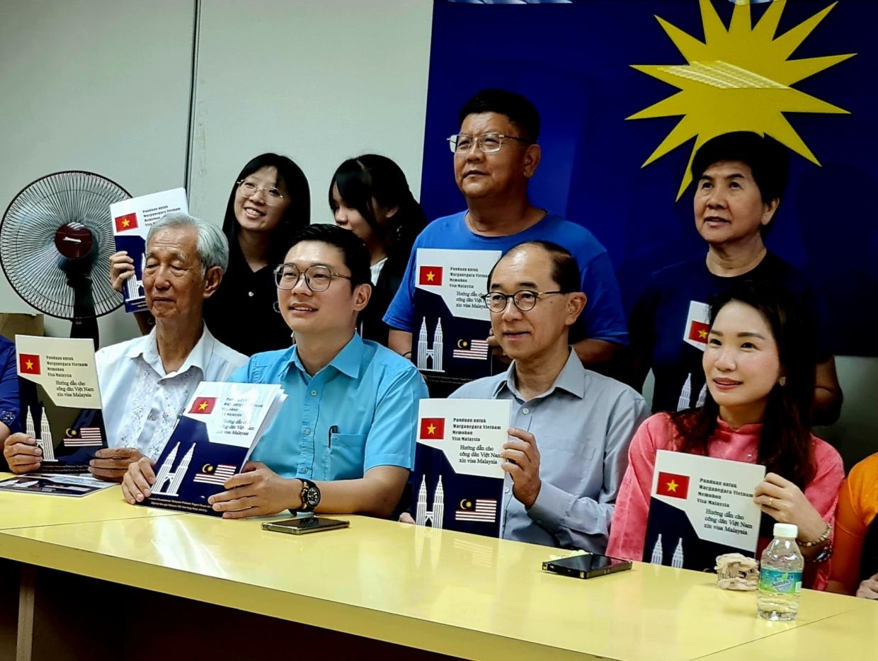 Perak MCA Youth publishes guideline for Vietnamese spouses