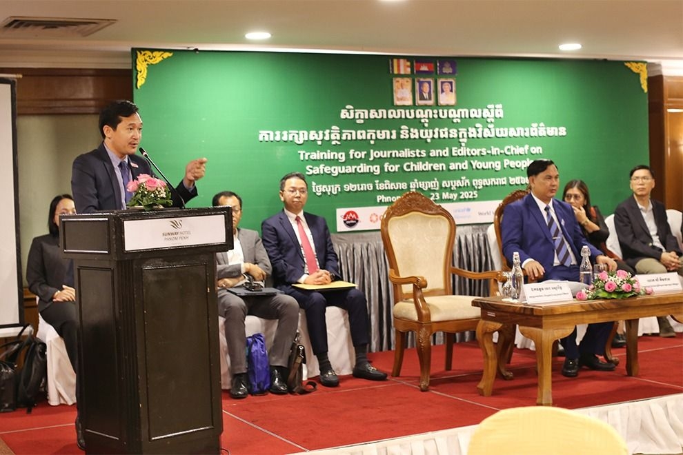 Cambodian media urged to prioritise safeguarding of children in reporting