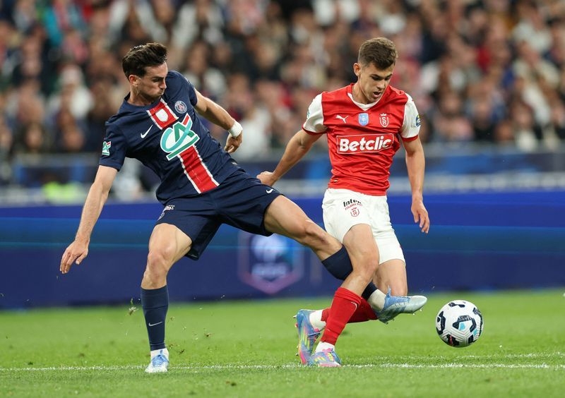 Soccer-PSG stroll to French Cup final win over Reims in perfect Champions League warm-up