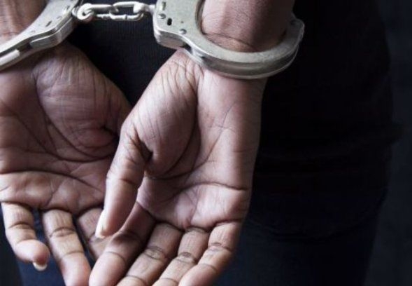 Foreigner held for allegedly molesting bus passenger