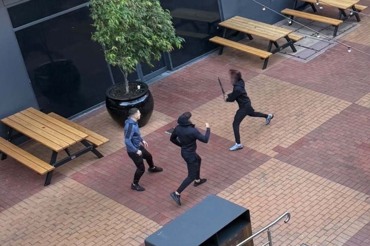 Man hospitalised, two arrested after fight in Melbourne's shopping centre