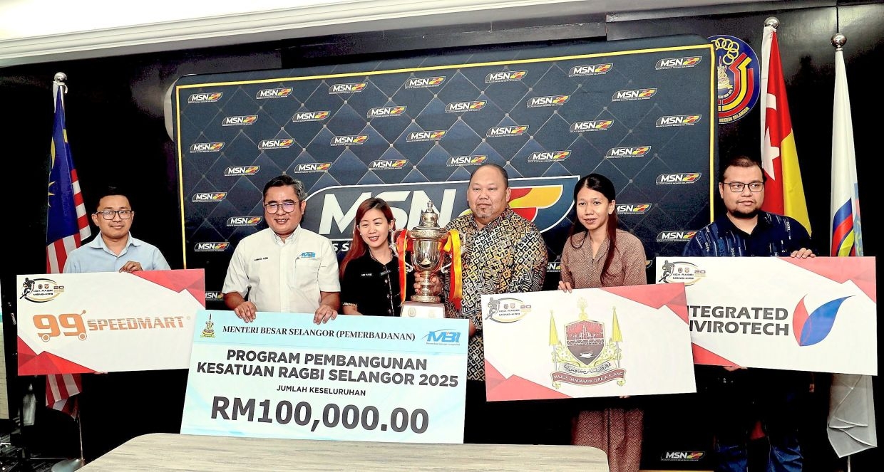 Women take to rugby 15s in S'gor