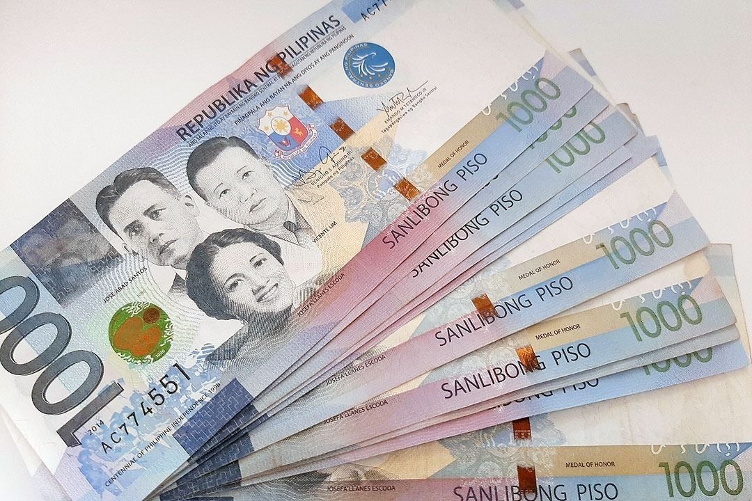 Philippine peso advances to strongest since 2023 on dollar, oil