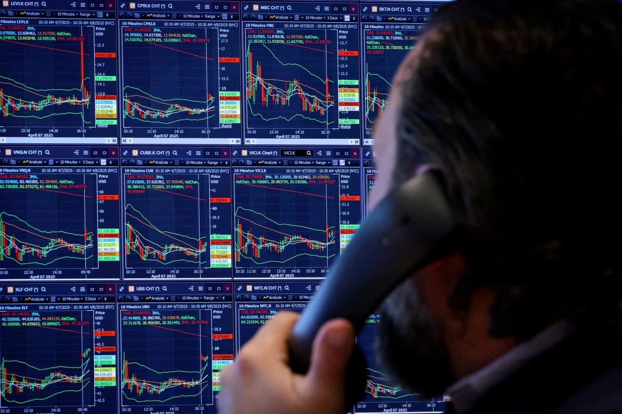 Asian hedge funds regain lost ground in May, increasing leverage