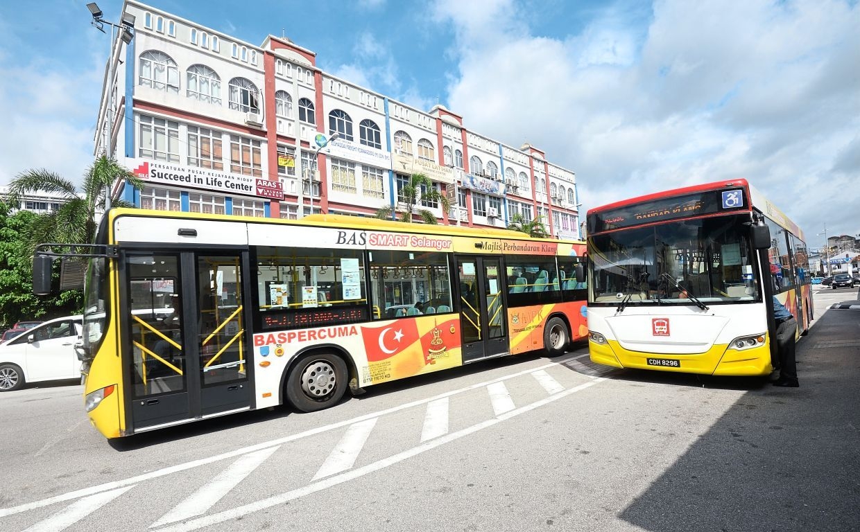 Smart Selangor bus suspension due to late application, regulator says