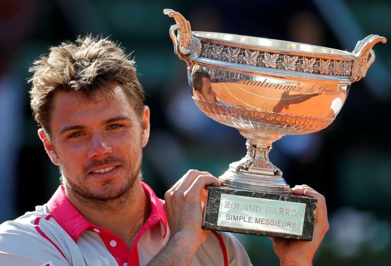 Tennis-Wawrinka close to the end but not stopping yet