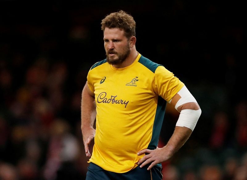 Rugby-Evergreen prop Slipper signs on for another year in Super Rugby