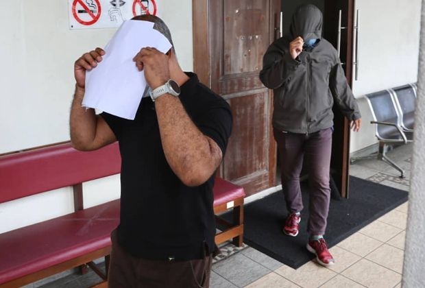 Two Penang cops claim trial to charge of extorting special officer to state exco rep