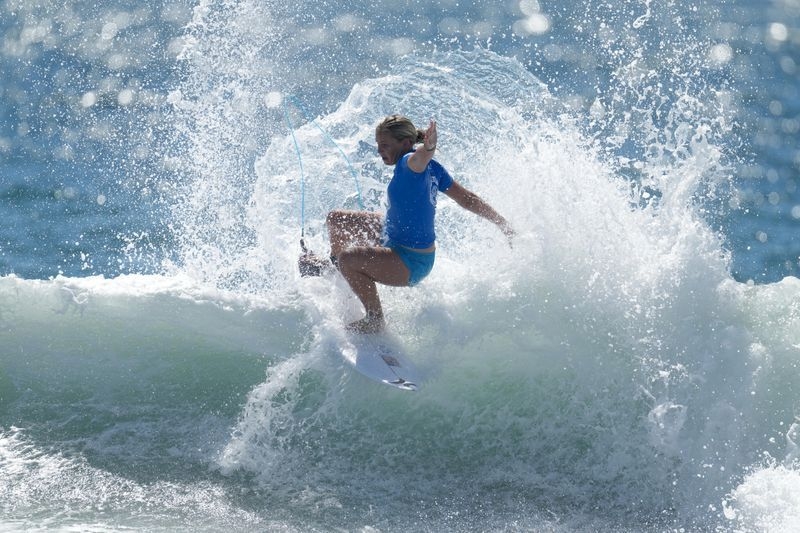 Surfing-Hawaii's Bryan goes back-to-back in Western Australia waves