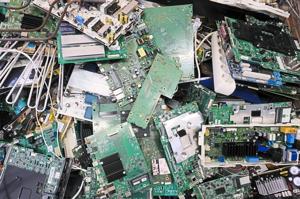 Illegal e-waste recycling operations a growing concern, says Kedah DOE