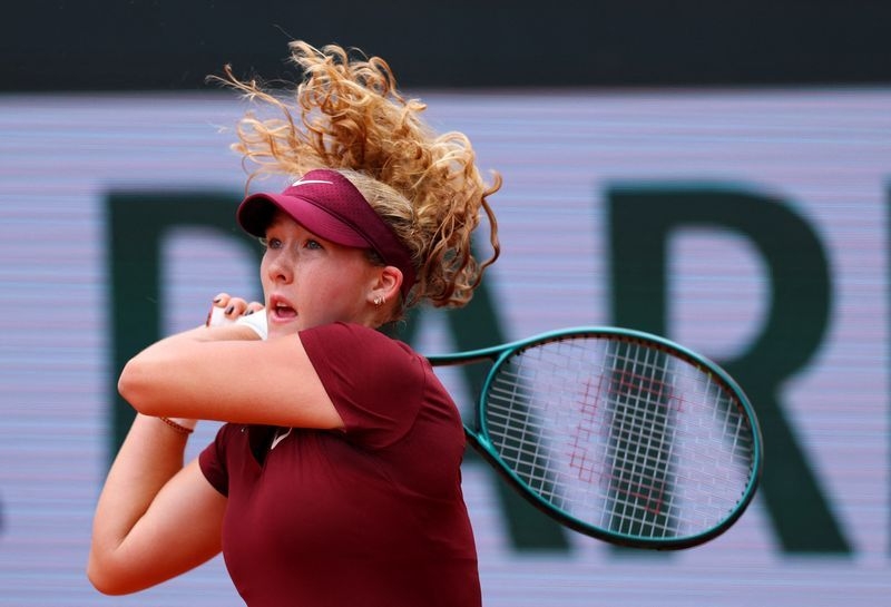 Tennis-Title contender Andreeva hits the ground running in Paris