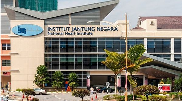 Brunei Sultan resting at IJN due to fatigue