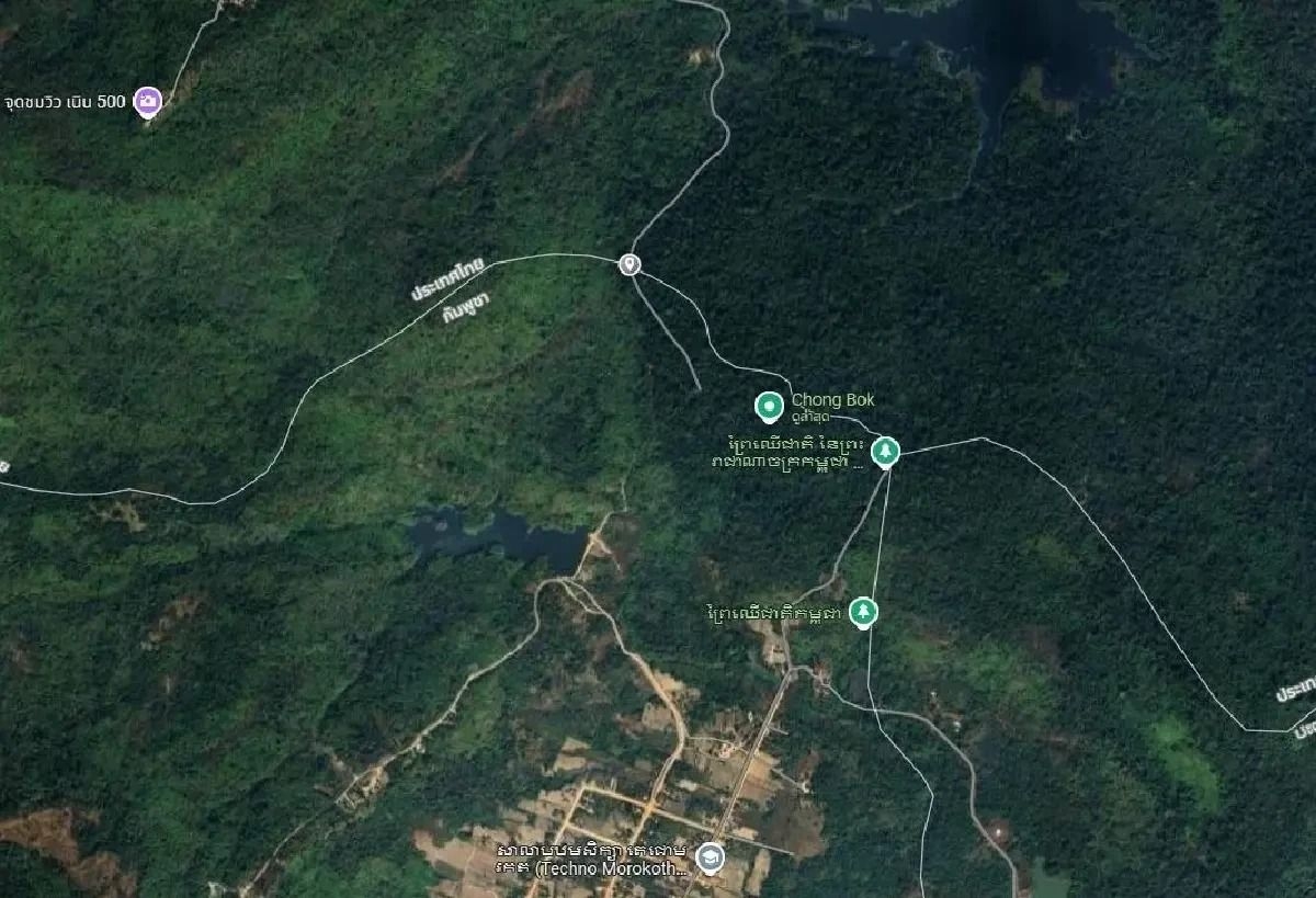 Thai-Cambodian troops clash in early morning gunfire at Chong Bok border
