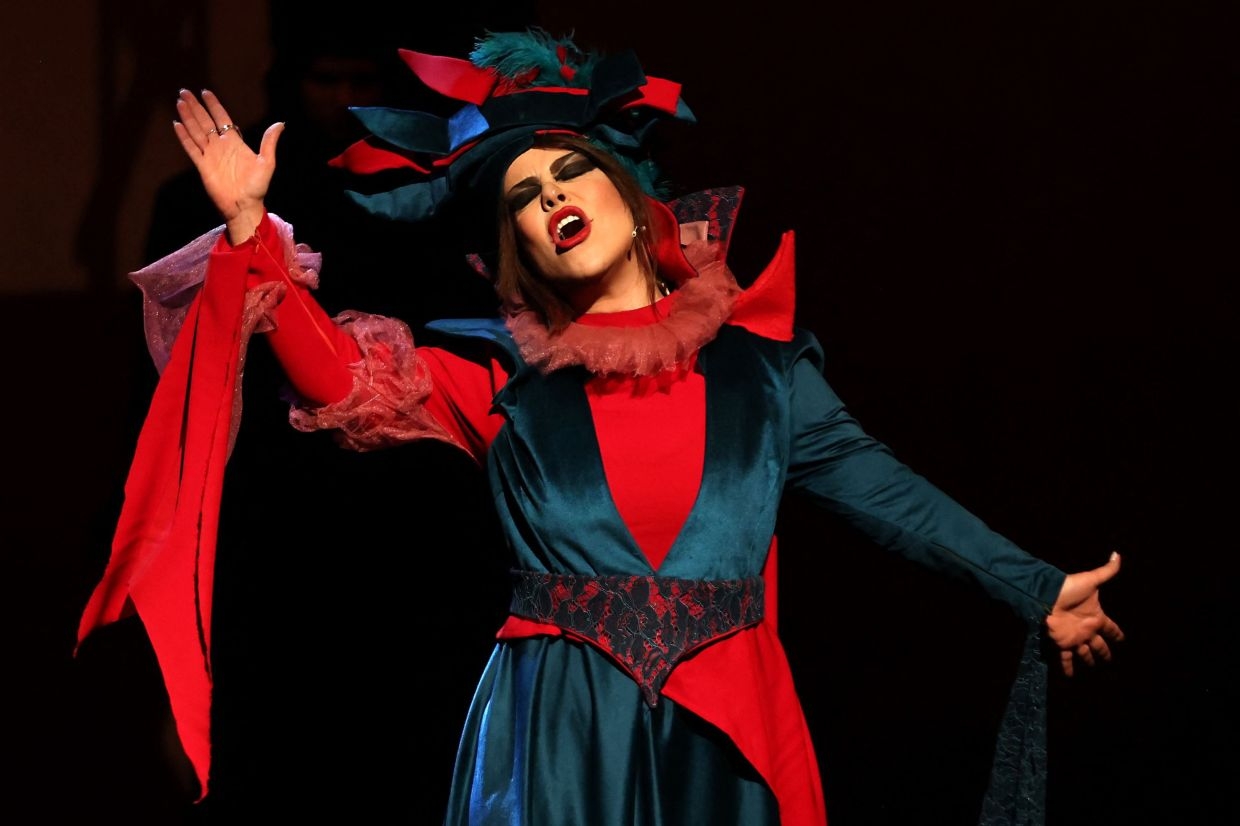 Rocking 'King Lear' to draw young audience in Iran