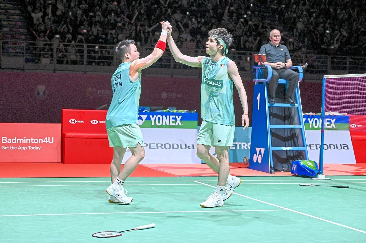 Aaron-Wooi Yik continue strong form in Lion City