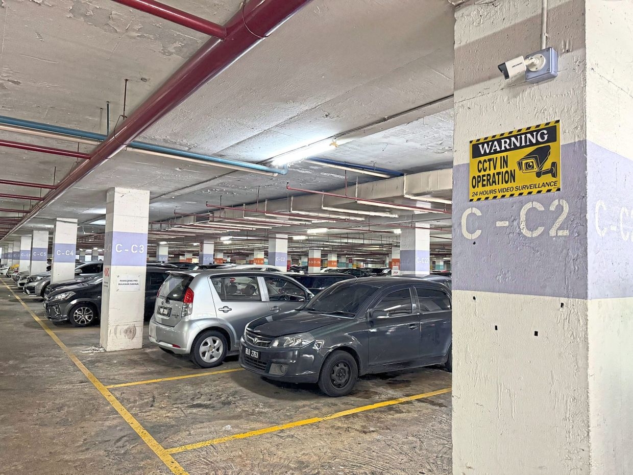 Flawed carparks driving users up the wall