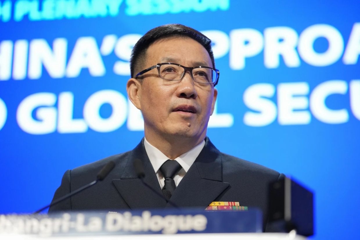No top defence officials in China delegation at key summit