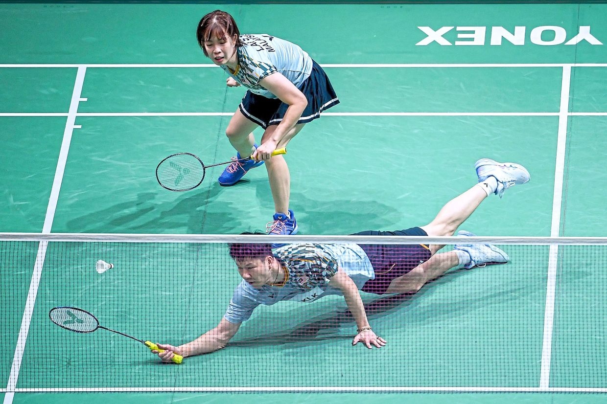 Tricky Thai pair gives Goh-Shevon more than a couple of worries