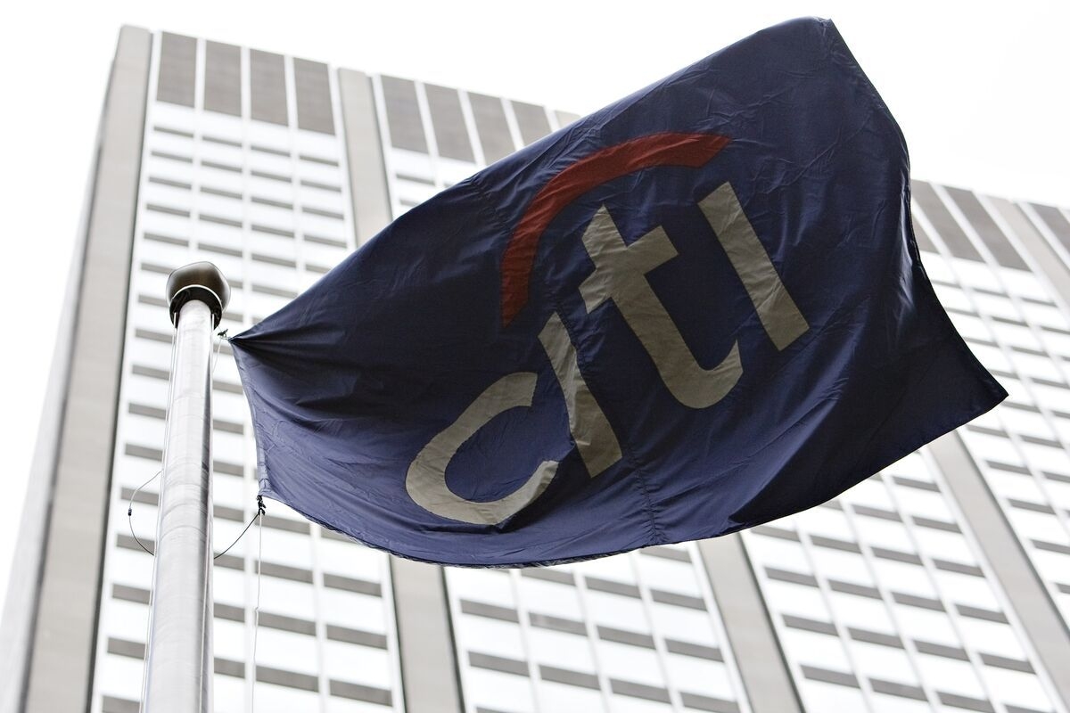 Citi reverses trader firing after five years