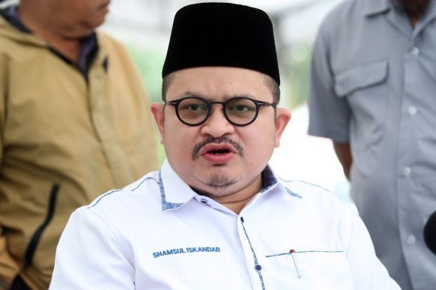 PM not seeking immunity, says Anwar's political secretary