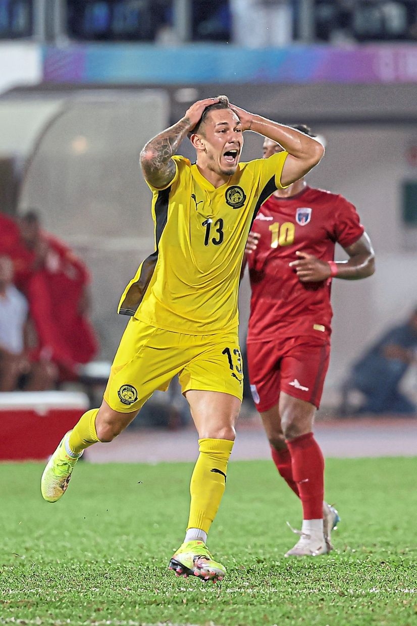 Rave reviews for Harimau Malaya debutants Ubaidullah and Palmero