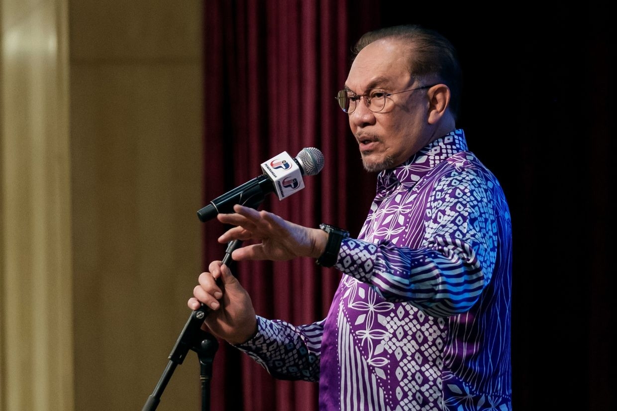 Anwar calls for code of conduct on South China Sea issues